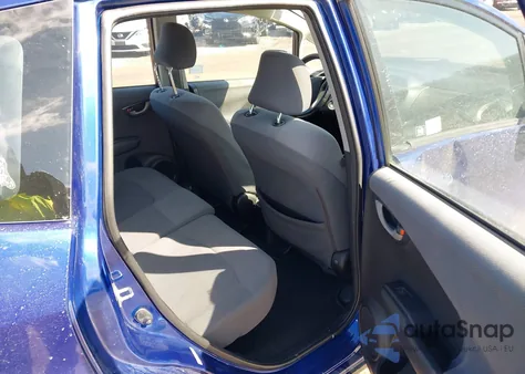 2009 Honda Fit z USA, uszkodzony, nr VIN JHMGE88219S044819